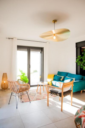 NoMad Home, avec 1 parking privé à 2 pas de La Cité Médiévale